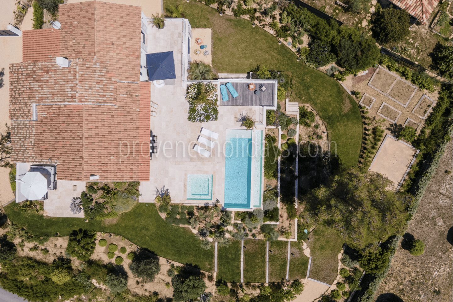 19 - Villa Doreen: Villa: Exterior