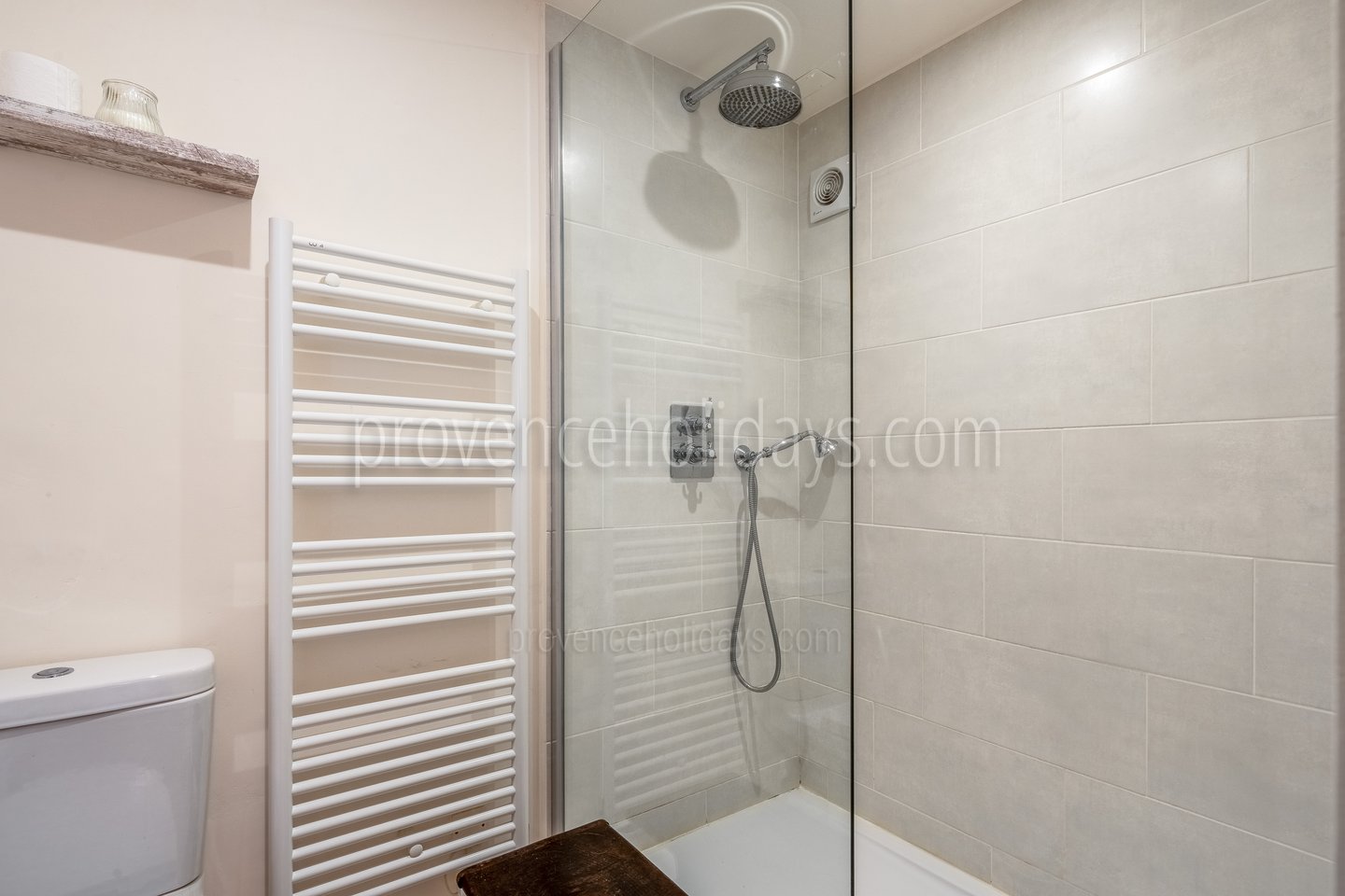 39 - Le Mas des Proles: Villa: Bathroom 3