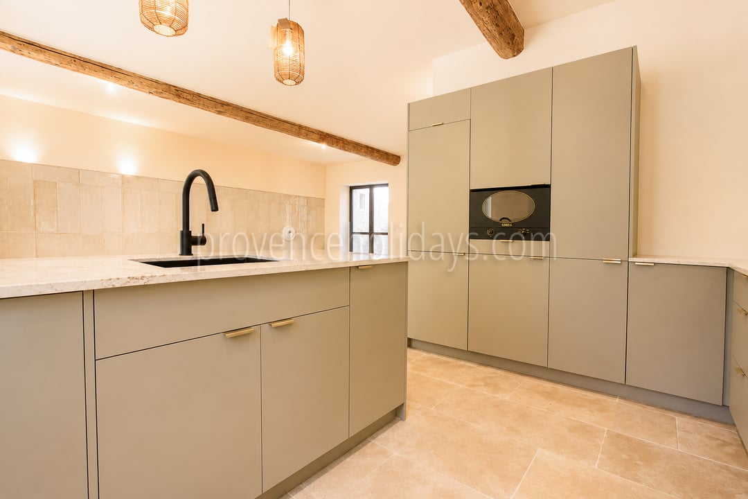 13 - Renoviertes Dorfhaus in Maussane-les-Alpilles: Villa: Interior