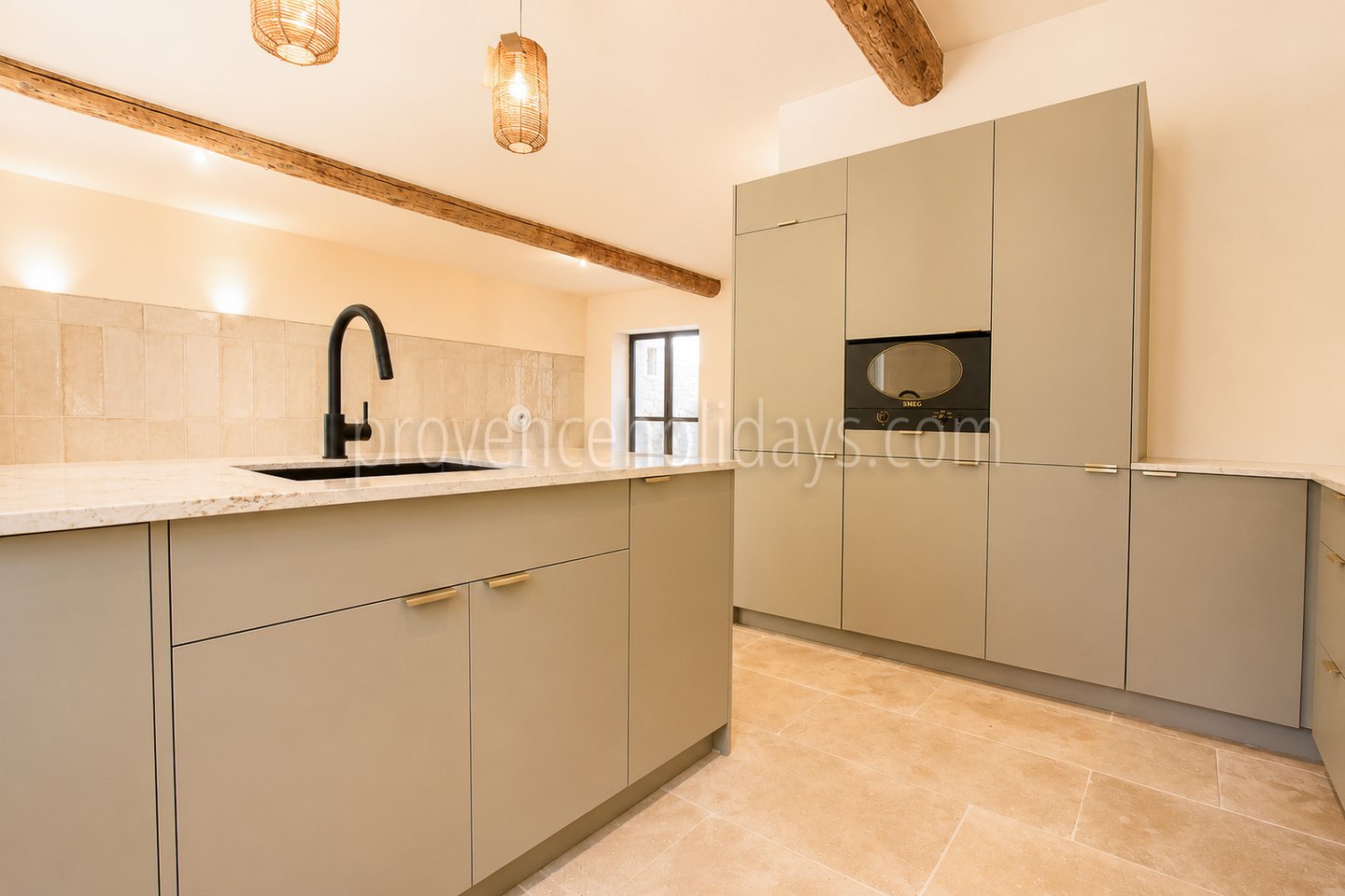 13 - Renoviertes Dorfhaus in Maussane-les-Alpilles: Villa: Interior