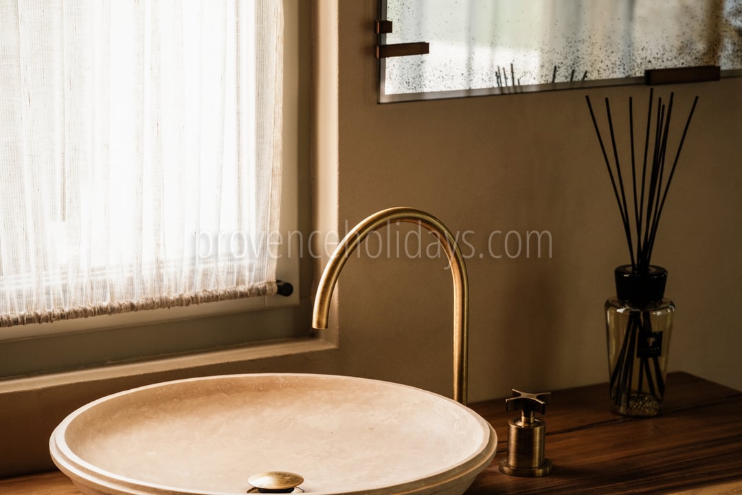 40 - Mas Simone: Villa: Bathroom