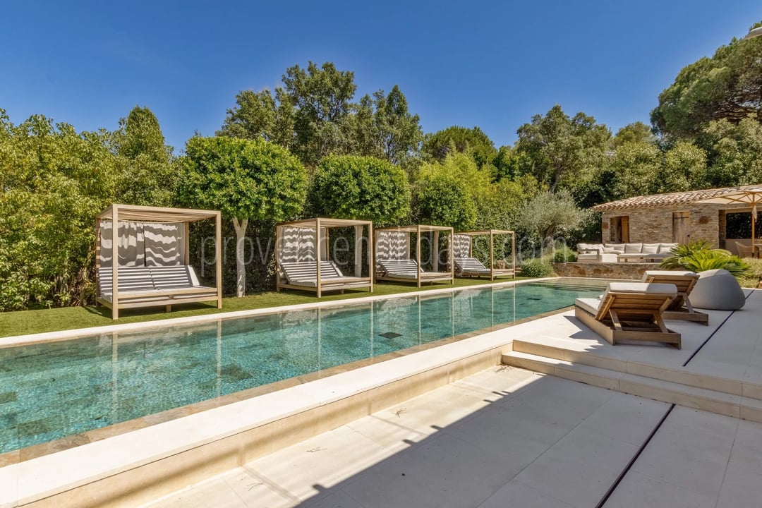 24 - Ebenerdige Villa in Ramatuelle: Villa: Pool