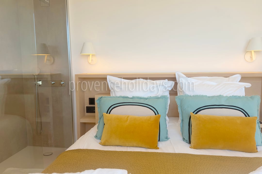 44 - Domaine Altavista: Villa: Bedroom 6