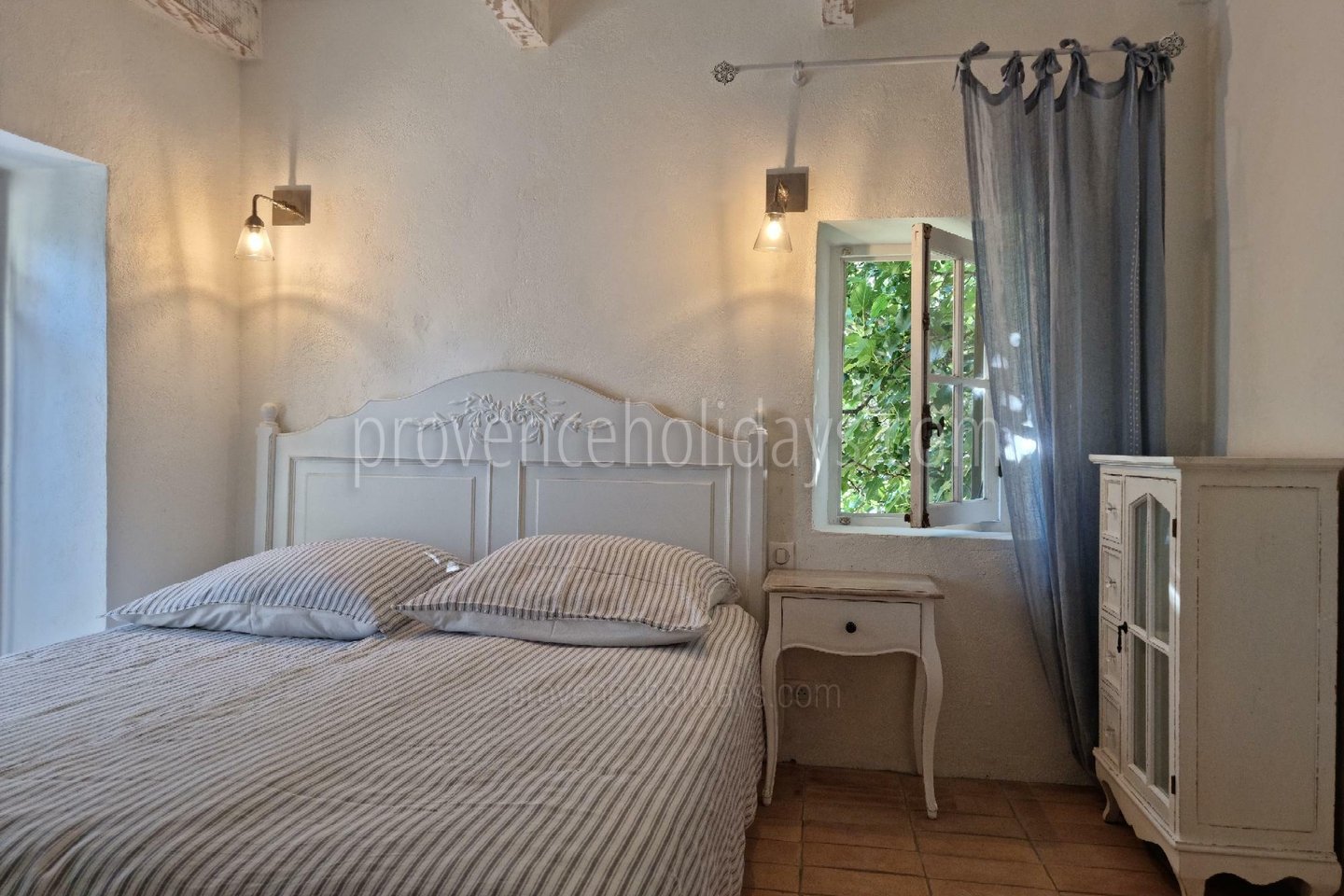 34 - Mas Cerisiers: Villa: Bedroom