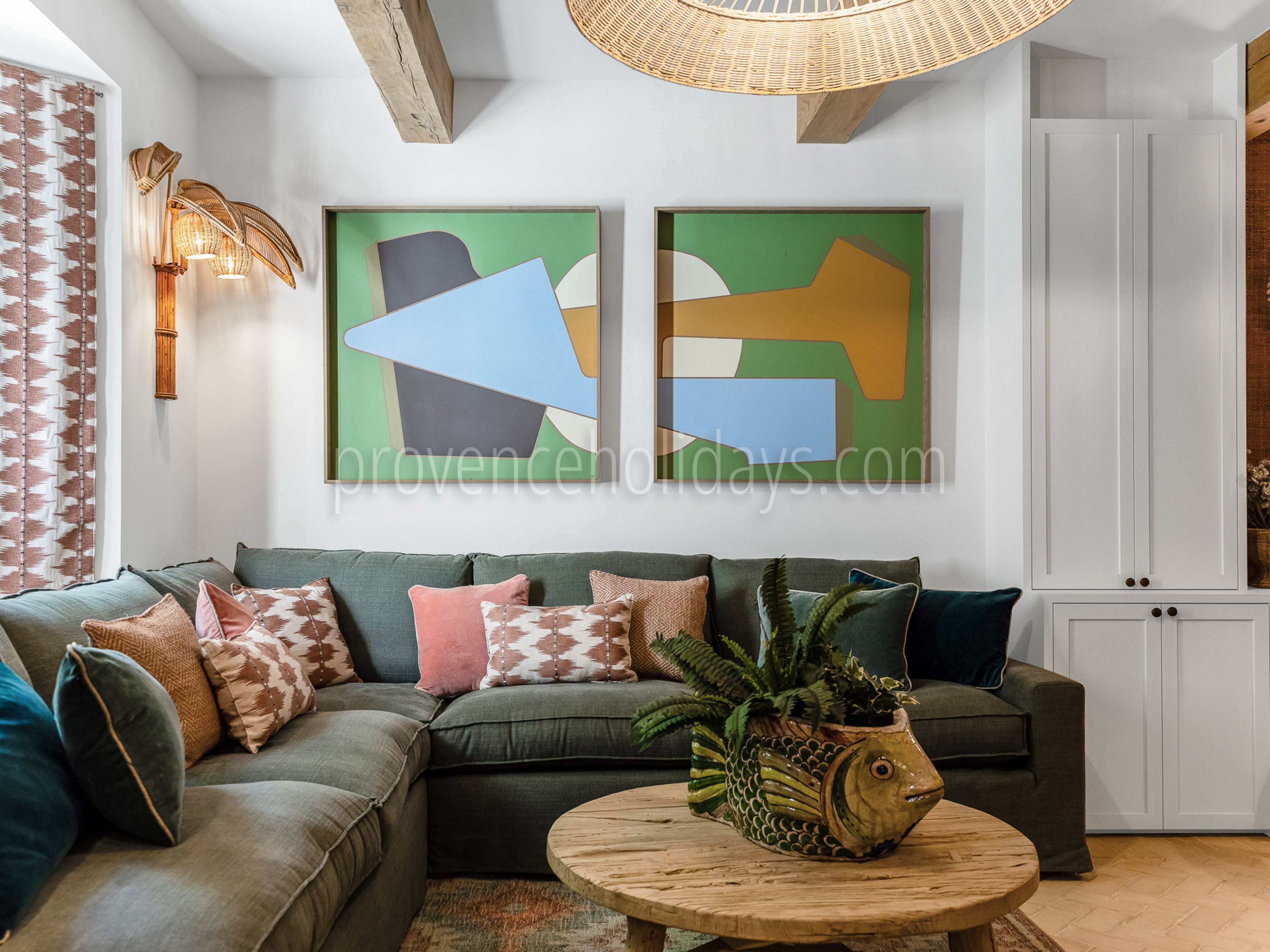 4 - La Tropézienne: Villa: Interior