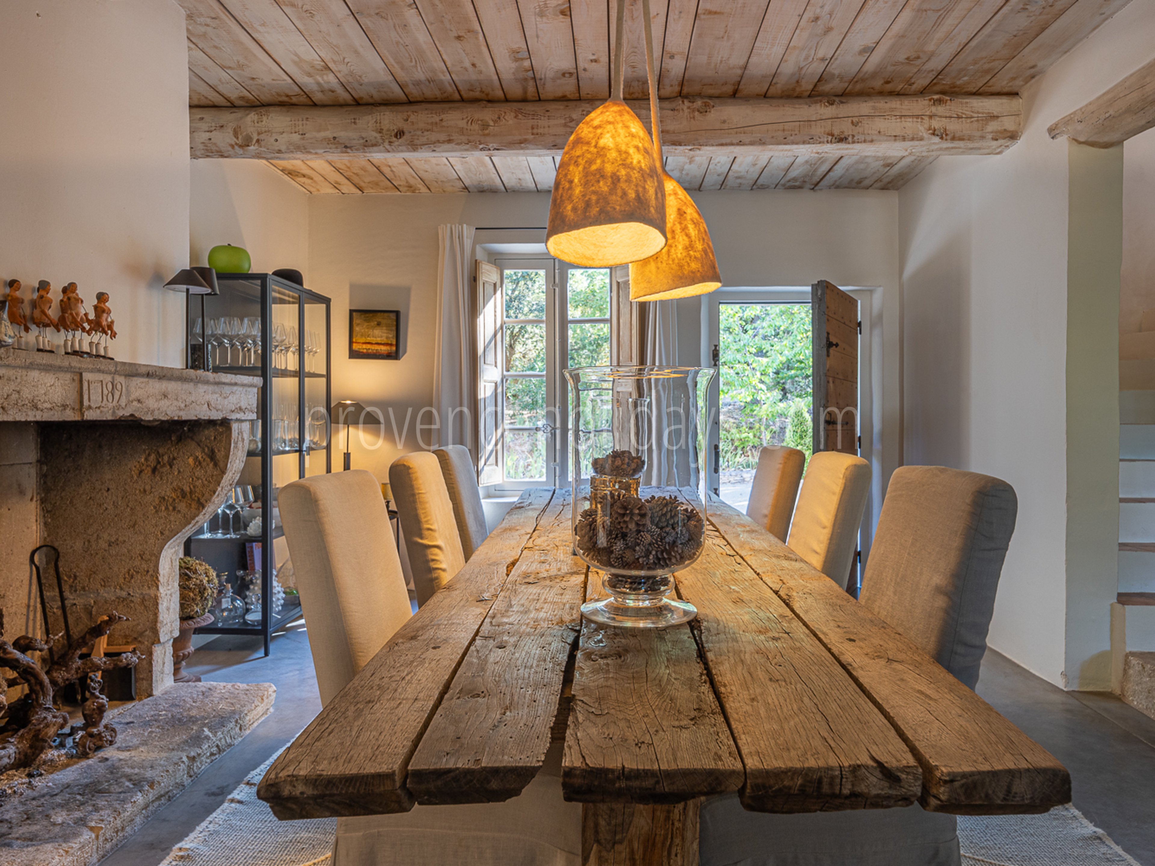 21 - Le Mazet des Collines: Villa: Interior