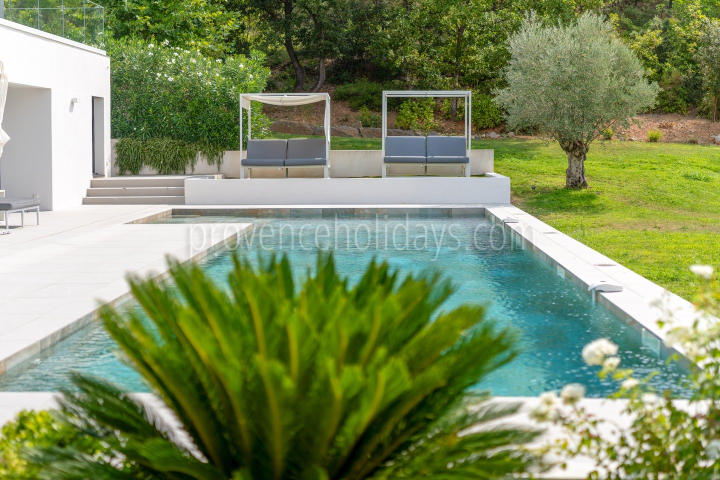 39 - Villa Calishia: Villa: Pool