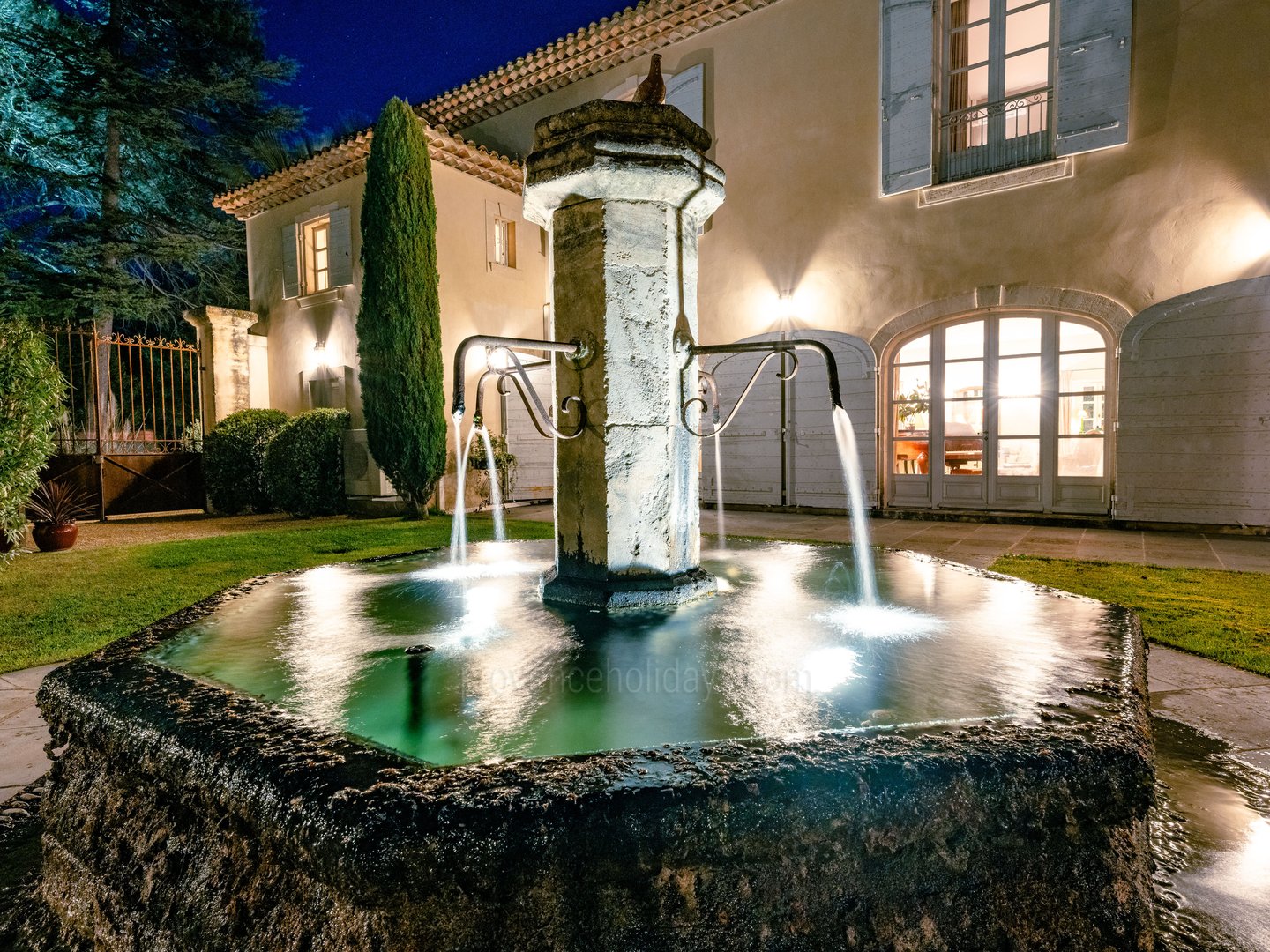 74 - Eden Provençal: Villa: Exterior