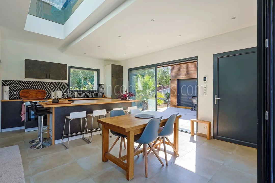 3 - Maison contemporaine à Grimaud: Villa: Interior