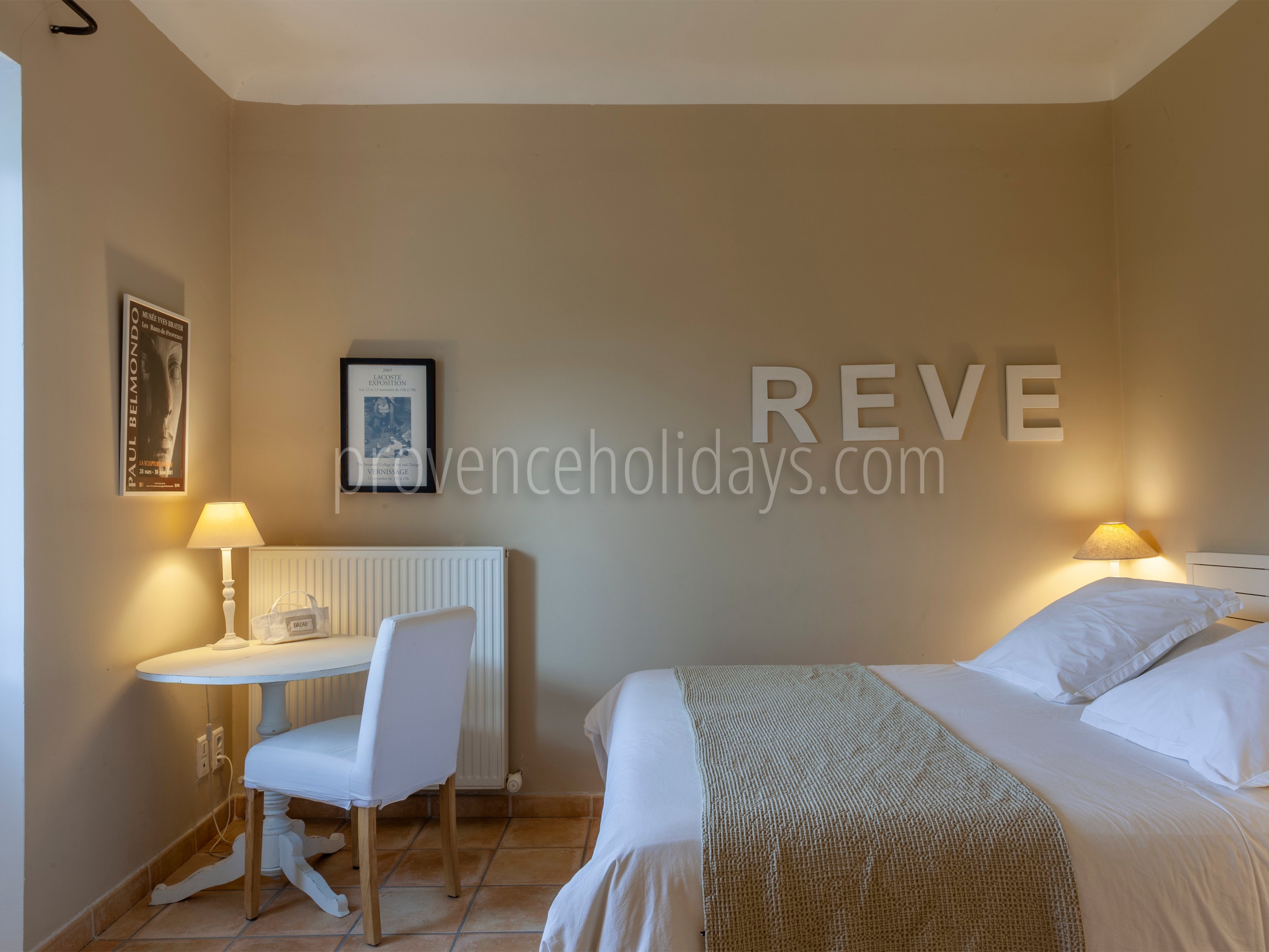 43 - Maison Robion: Villa: Bedroom