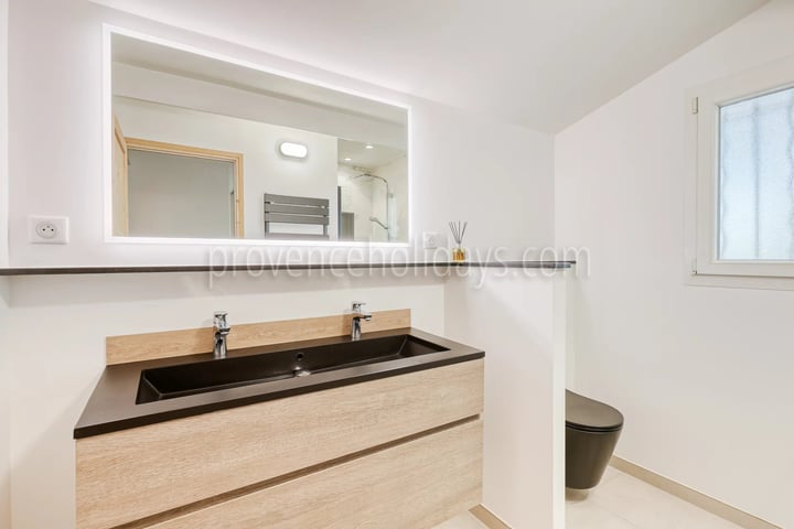 12 - Villa met gastenverblijf in Grimaud: Villa: Bathroom