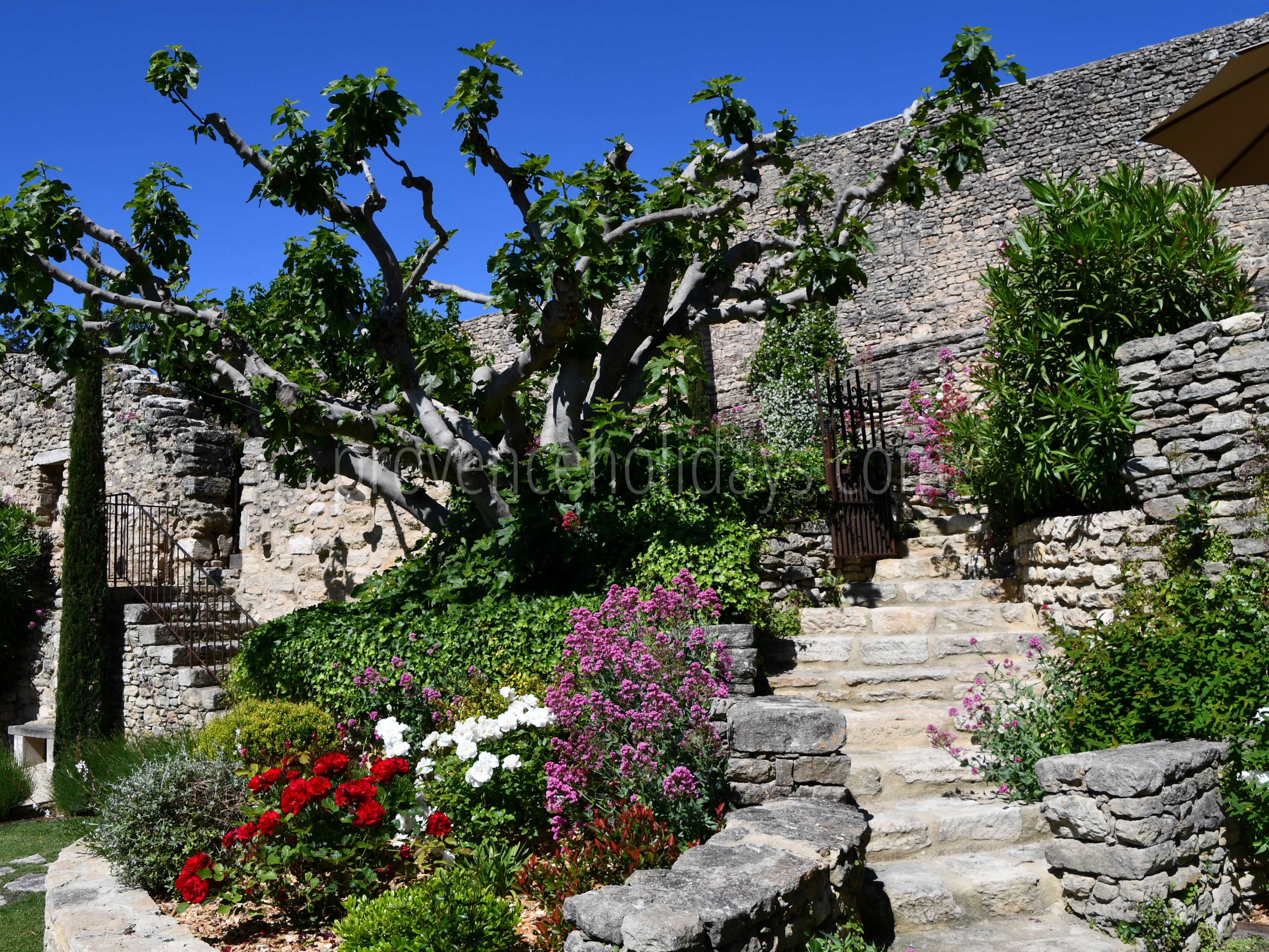 308 - Le Refuge du Soleil: Villa: Exterior