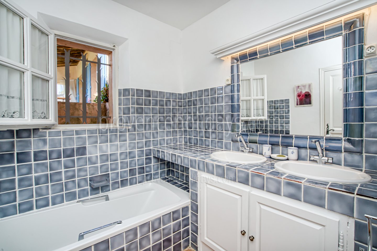 26 - Maison Jaspe: Villa: Bathroom