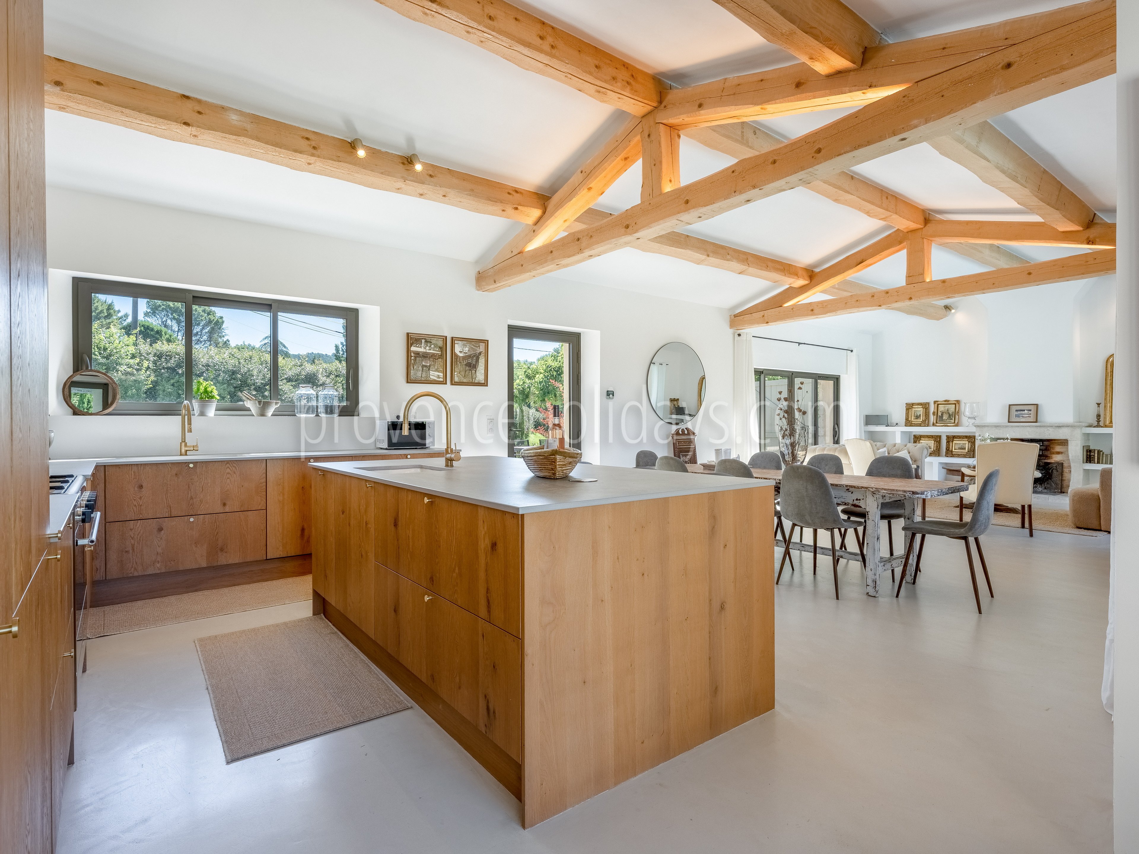 48 - L’Aube Provençale: Villa: Interior