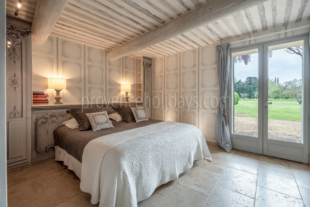 42 - Mas des Vignes: Villa: Bedroom
