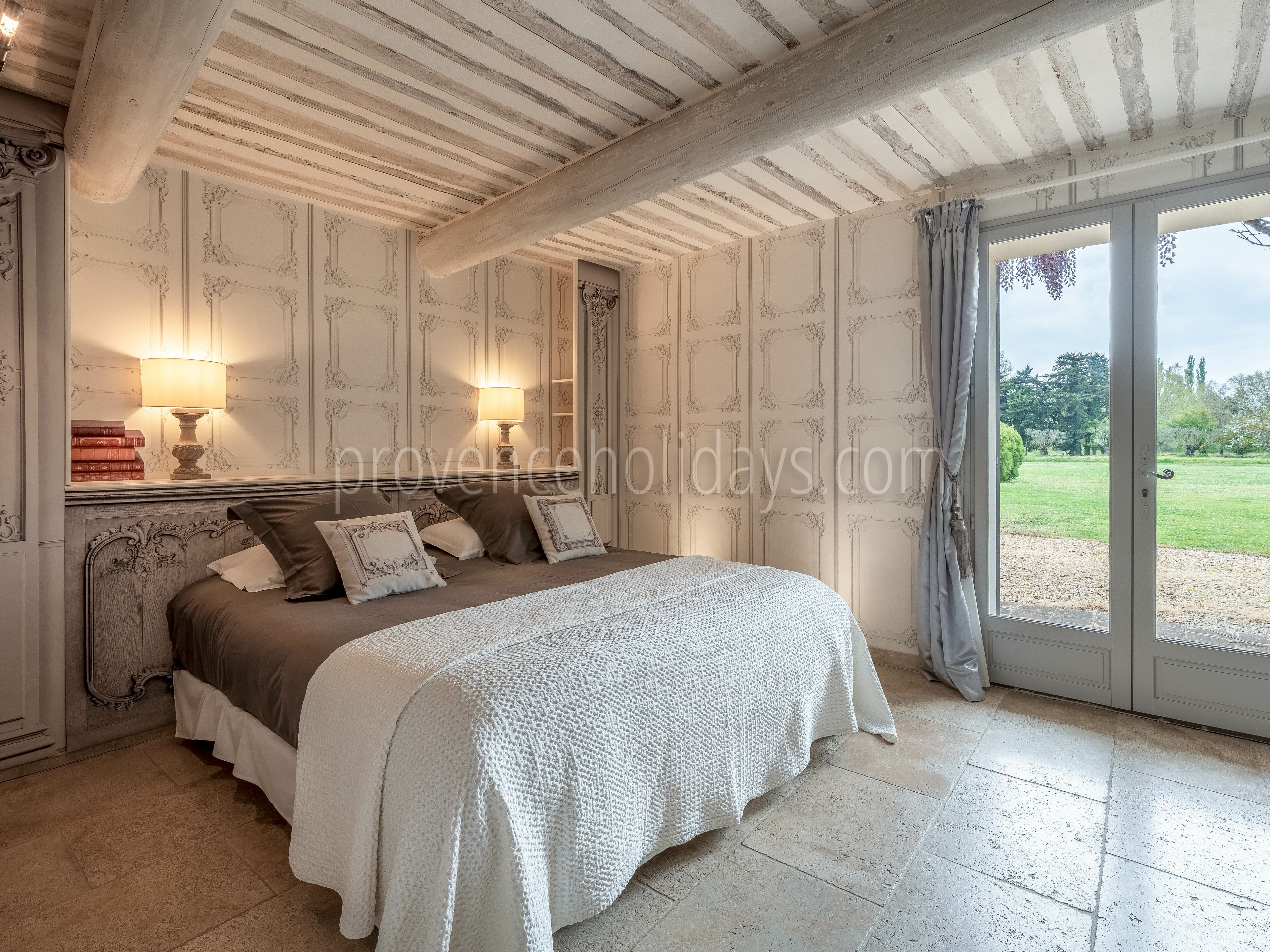 42 - Mas des Vignes: Villa: Bedroom