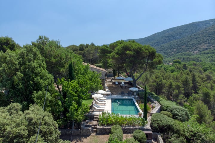 Holiday villa in Lacoste, The Luberon