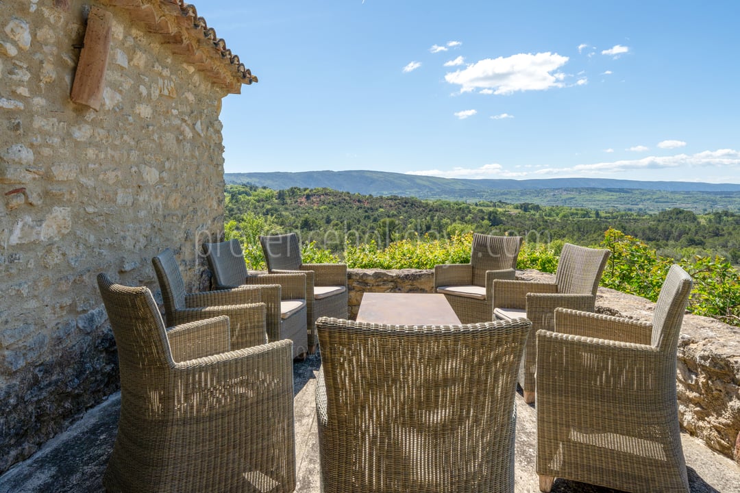 9 - Le Mas des Vignes: Villa: Exterior