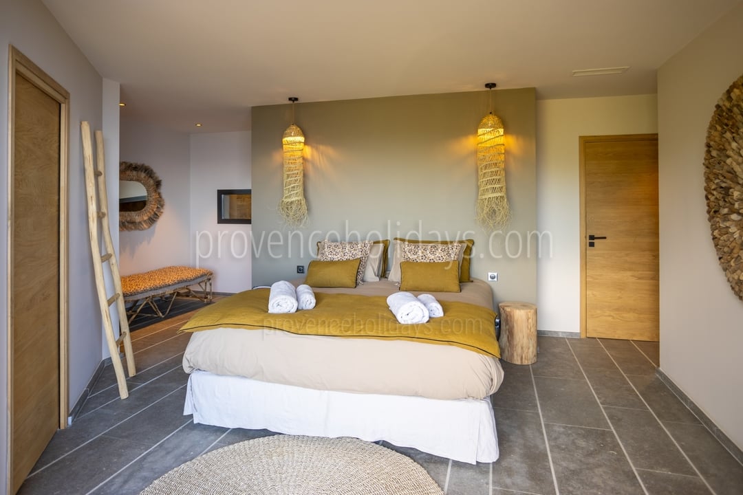 7 - Villa Des Sables: Villa: Bedroom