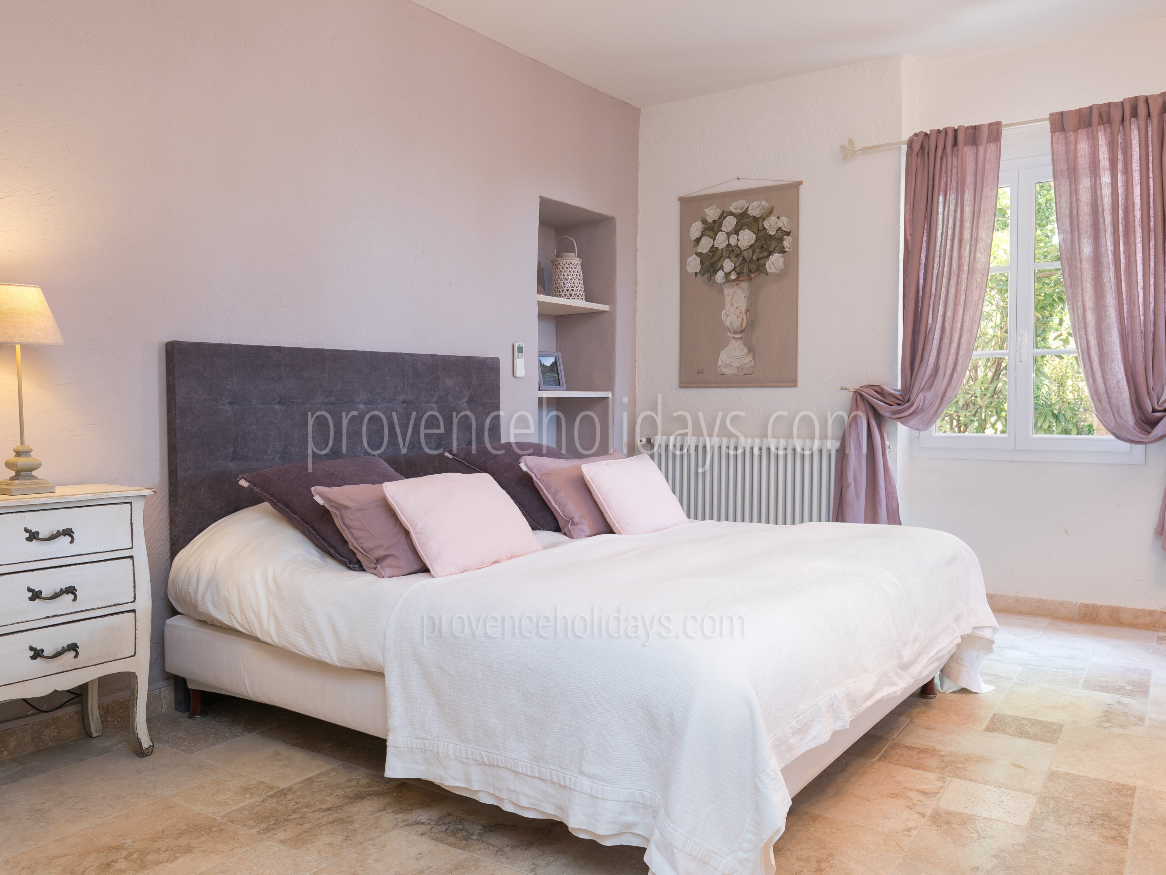 17 - Bastide du Var: Villa: Bedroom