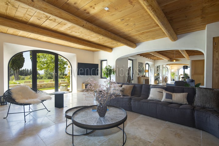 16 - Mas des Thyms: Villa: Interior