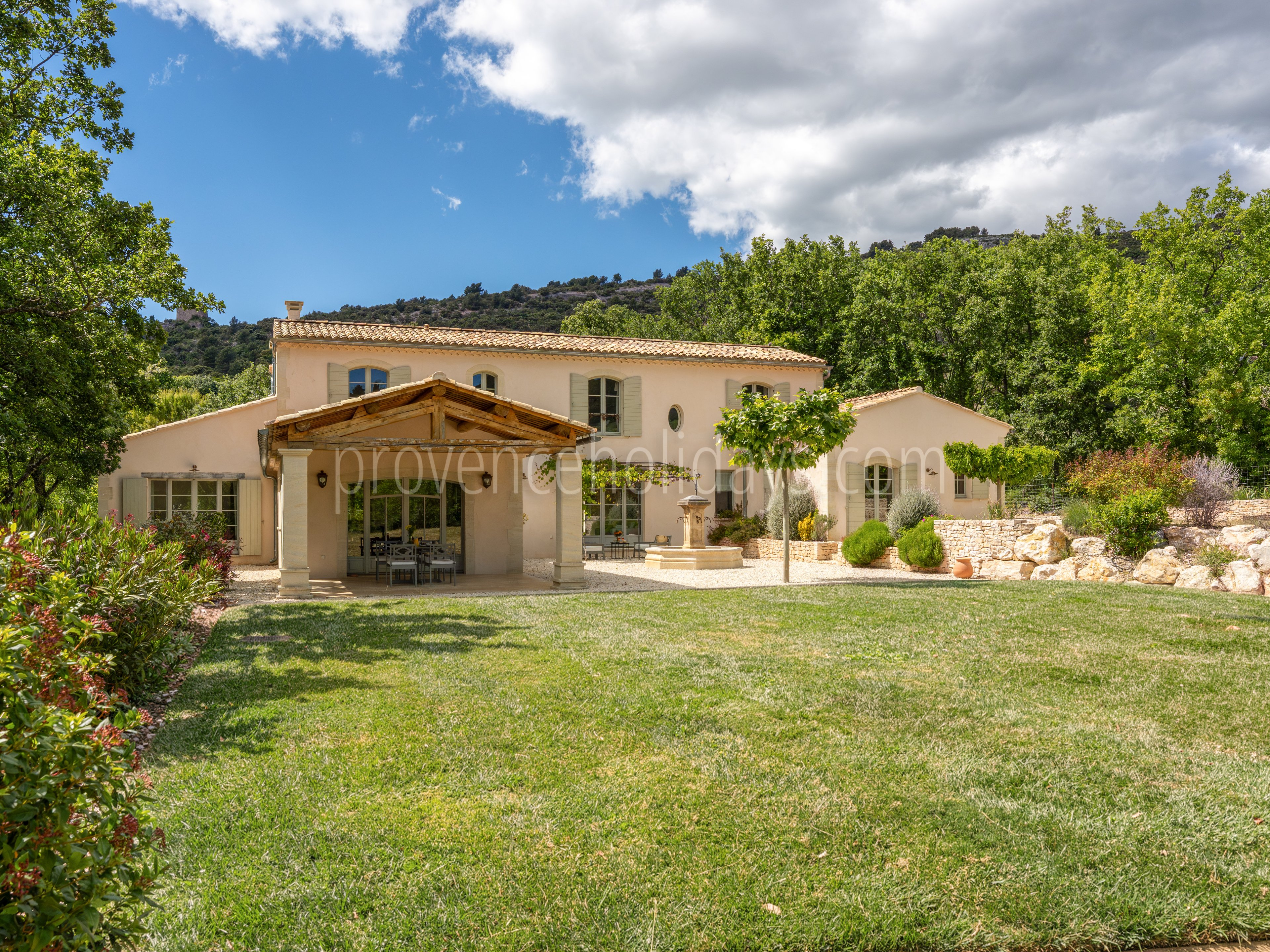 55 - Villa Fontis: Villa: Exterior