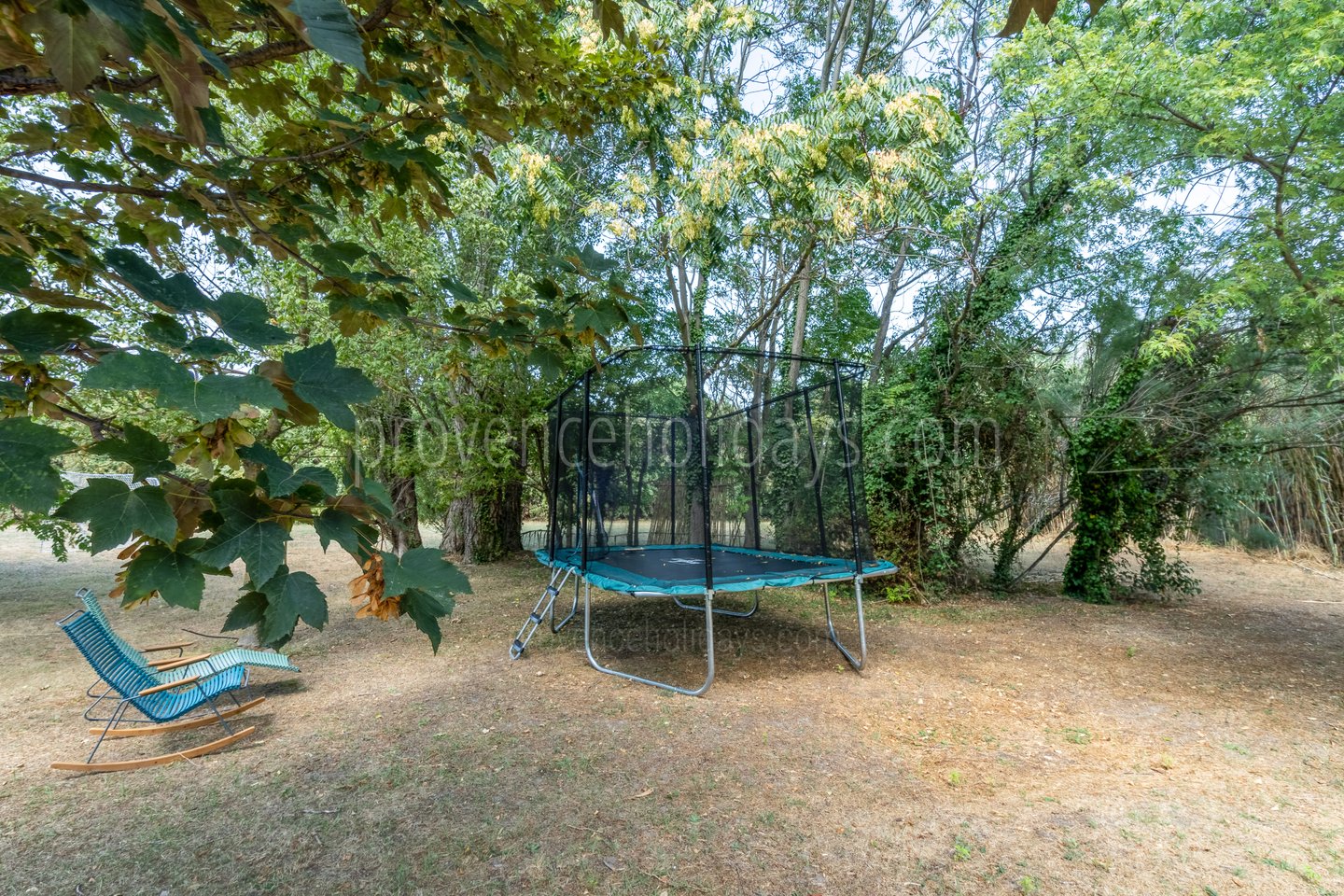 57 - Le Mas des Figues: Villa: Exterior - Trampoline