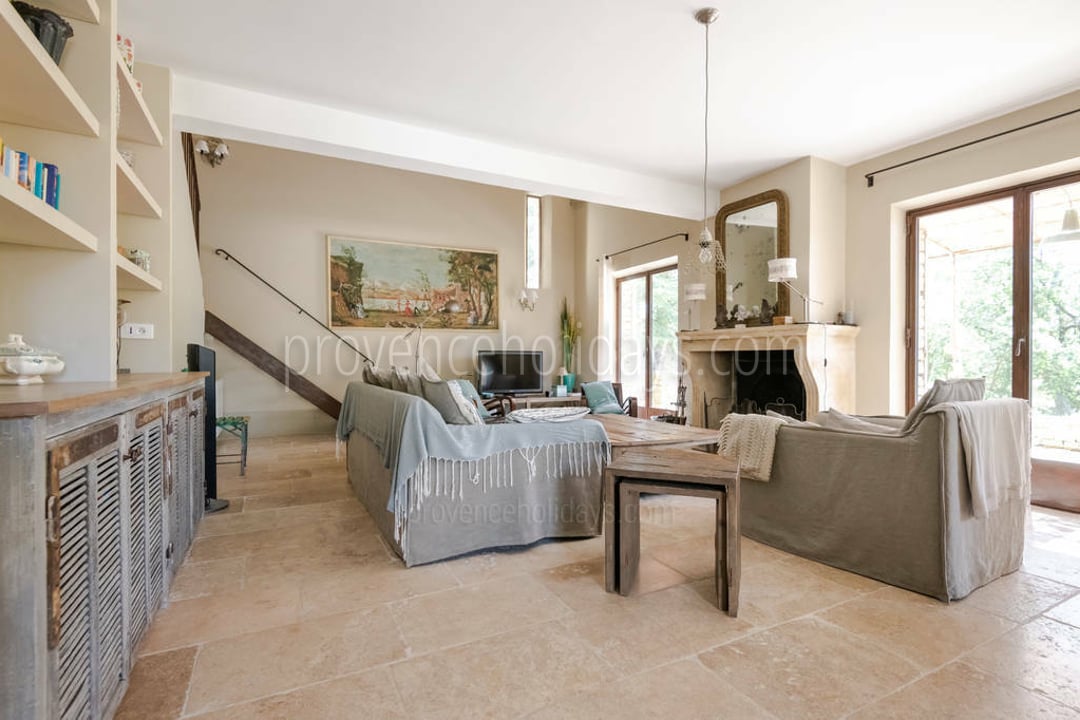 4 - Mas Provence: Villa: Interior