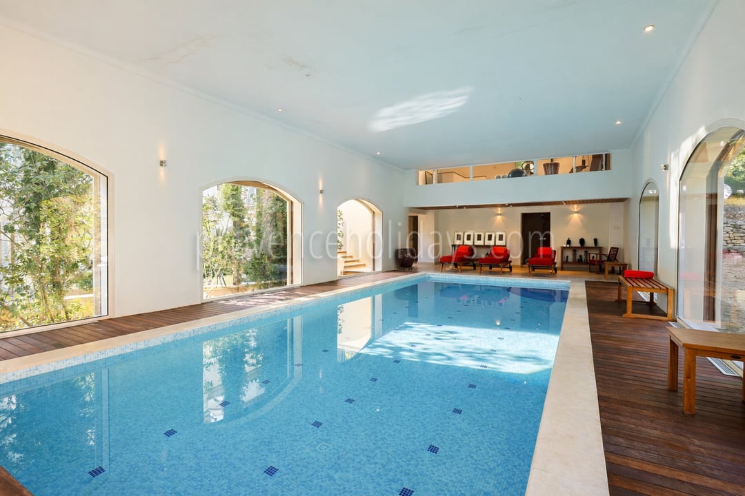 20 - Domaine de la Tour: Villa: Interior