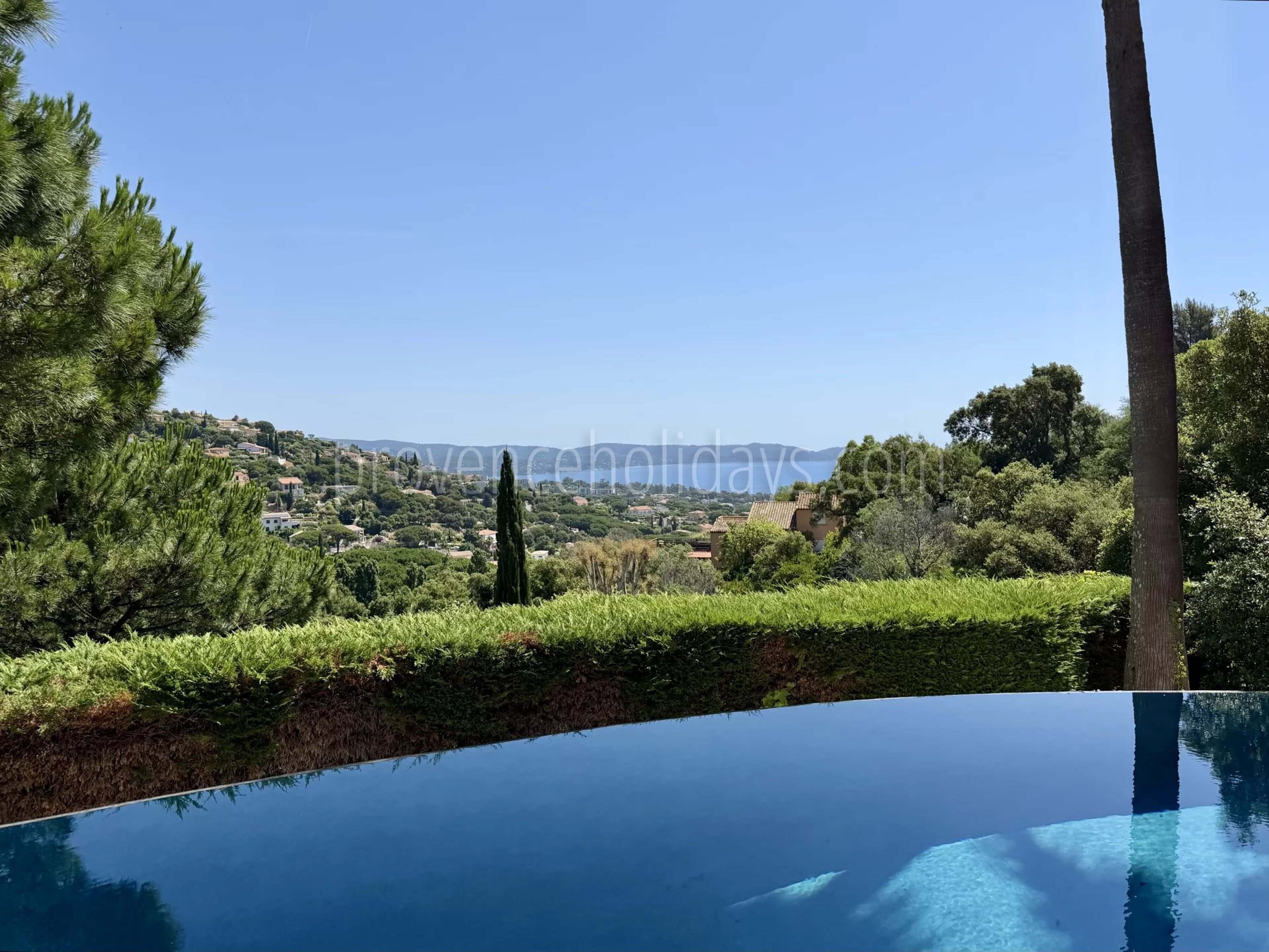 21 - Villa mit Kamin in Cavalaire-sur-Mer: Villa: Pool