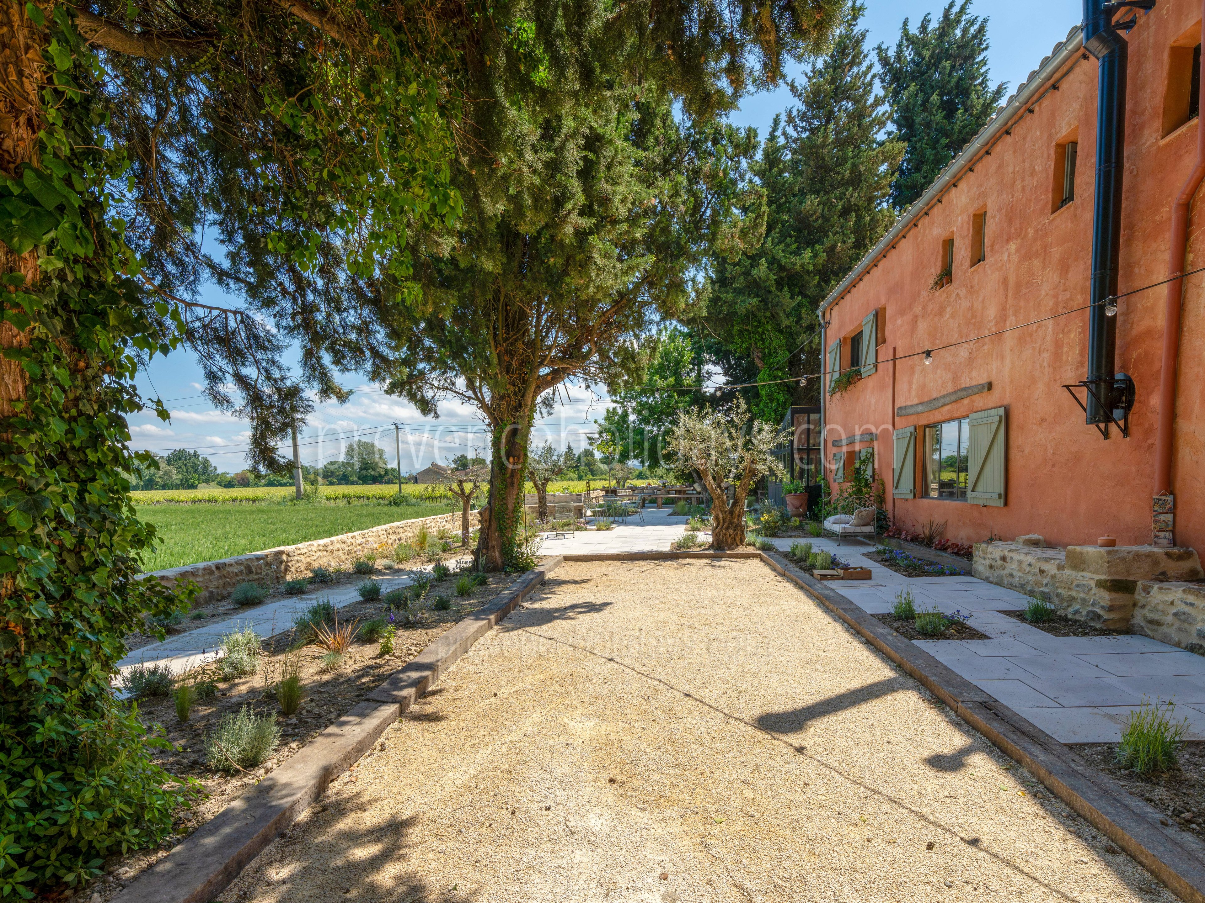 32 - La Terrasse Provençale: Villa: Exterior
