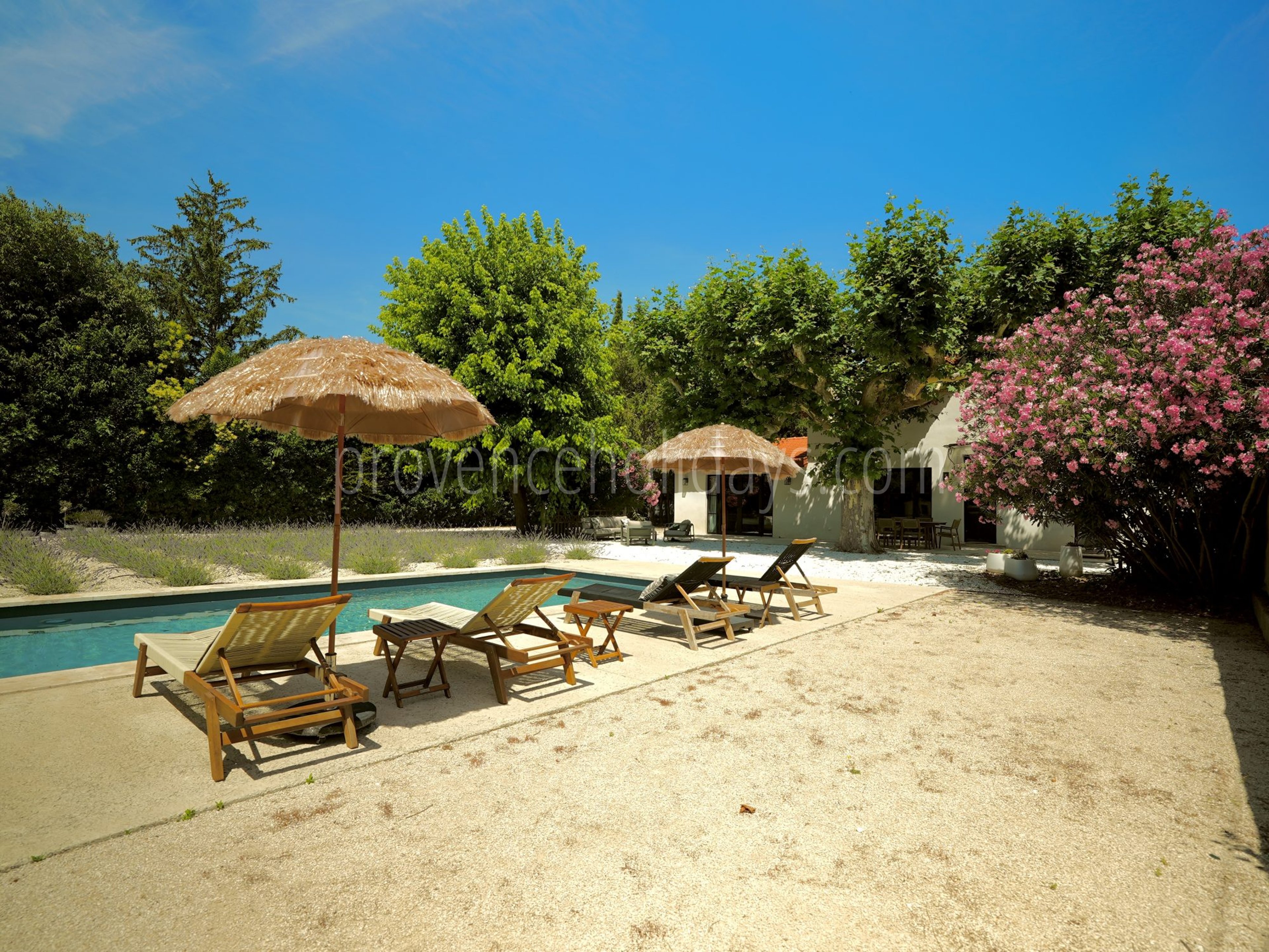 4 - Villa Romana: Villa: Exterior