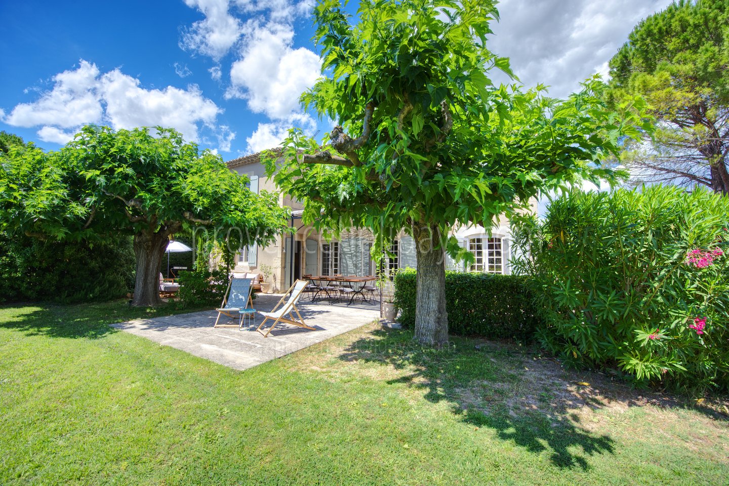 2 - Le Dolmen du Midi: Villa: Exterior