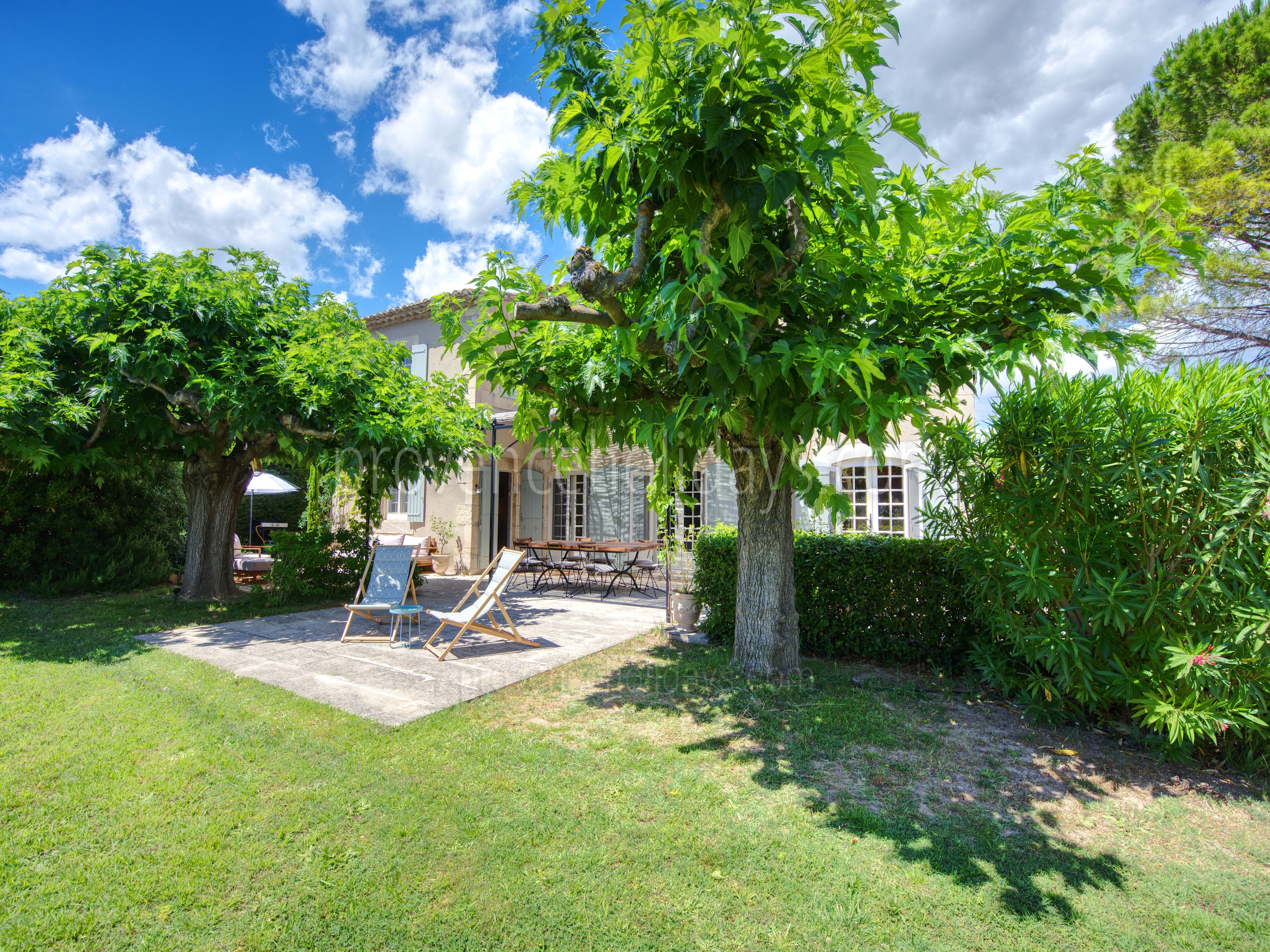 2 - Le Dolmen du Midi: Villa: Exterior