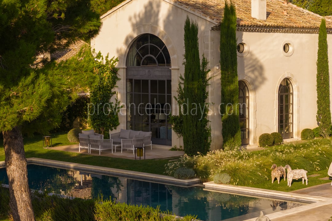 4 - La Bastide de Maussane: Villa: Pool