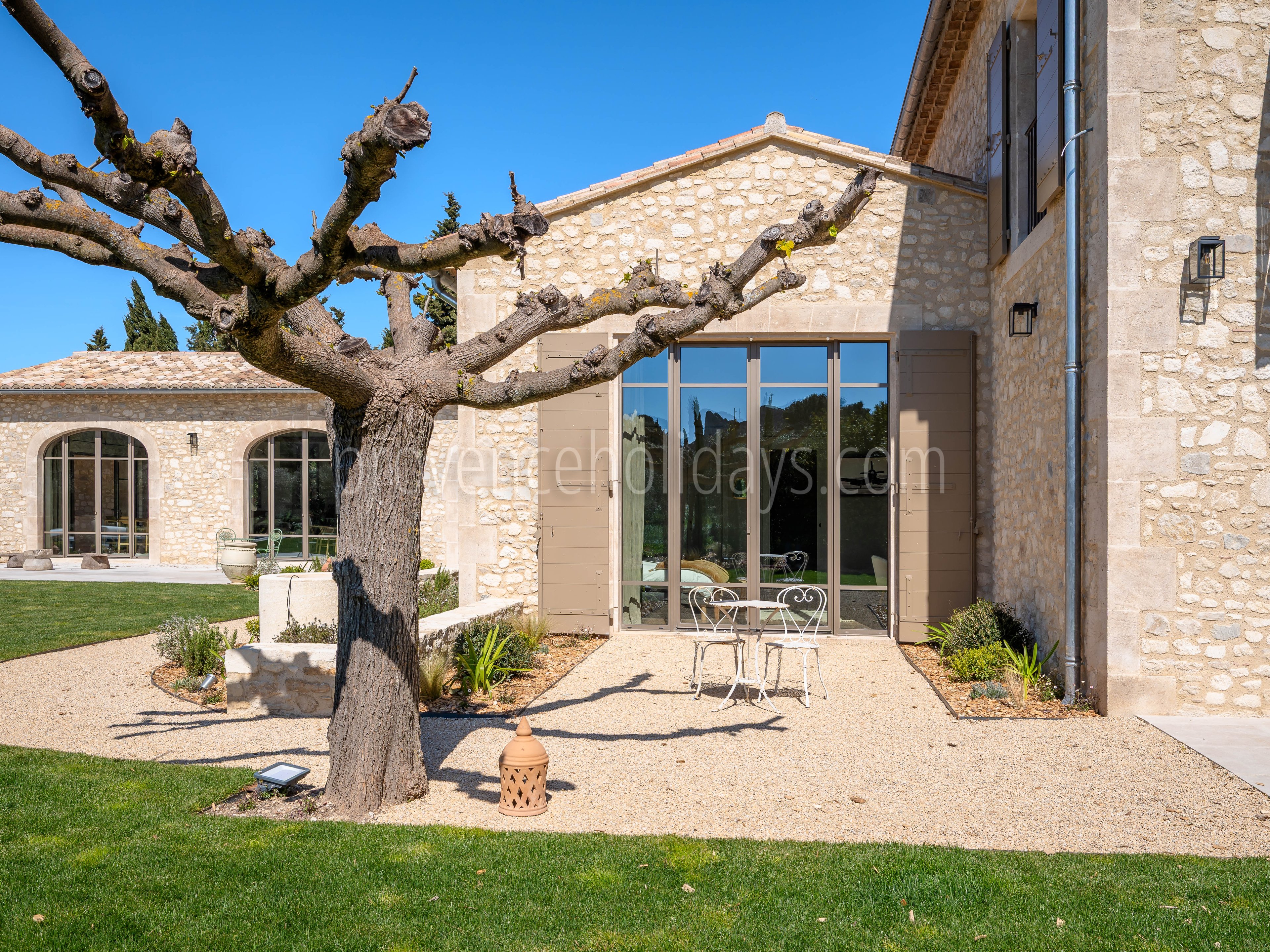 38 - Mas Althéa: Villa: Exterior