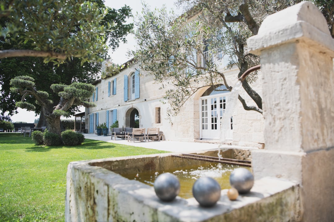 2 - Mas d\'Images: Villa: Exterior