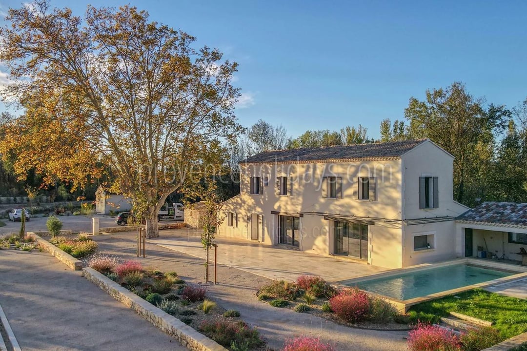 11 - Mas du Canal: Villa: Exterior