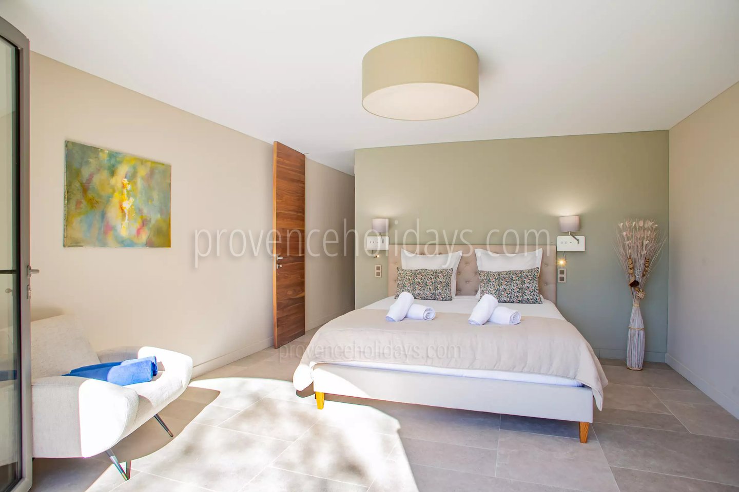 19 - Le Mas des Bories: Villa: Bedroom
