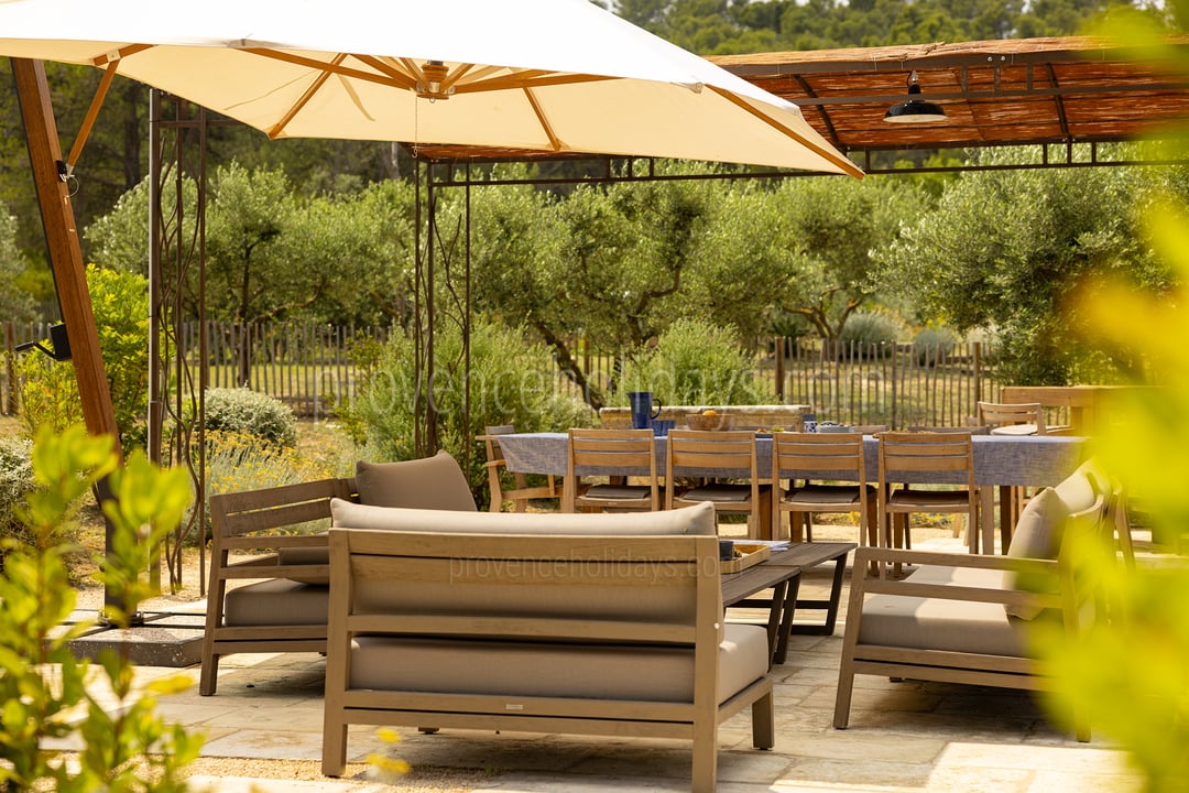 26 - Le Mas Secret: Villa: Exterior