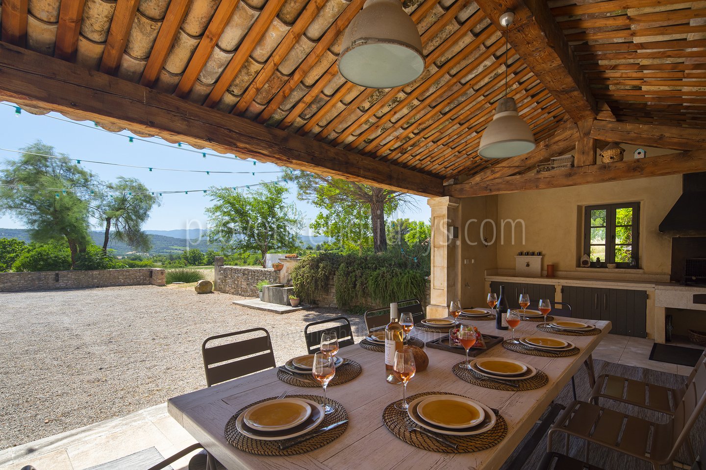 19 - La Bastide des Sources: Villa: Exterior