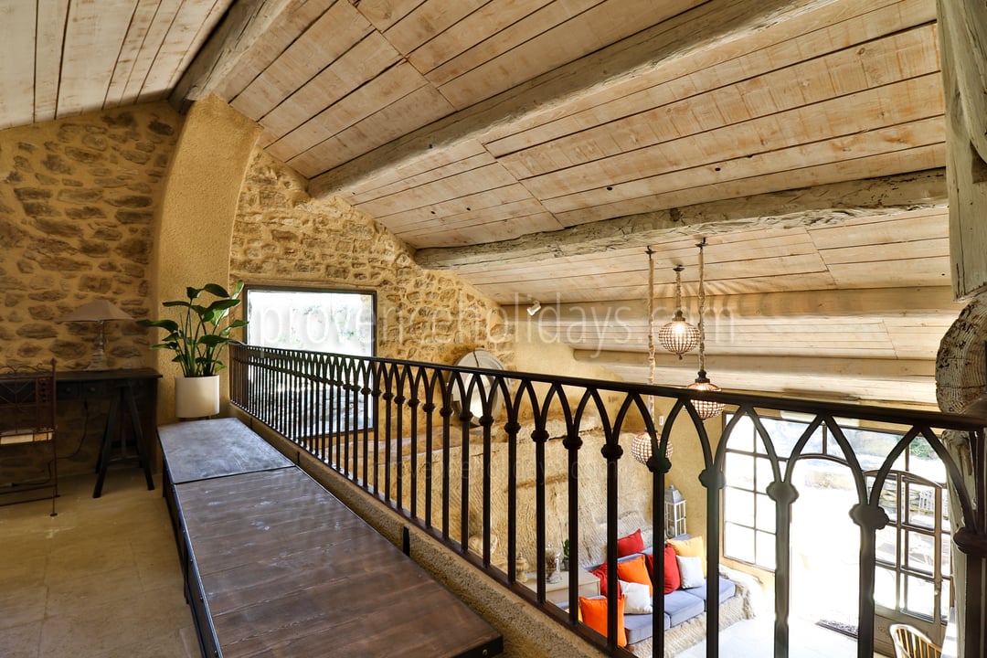 27 - Mas de Beaumes: Villa: Interior