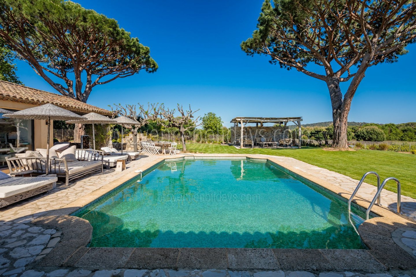 18 - Mas Spinelle: Villa: Exterior