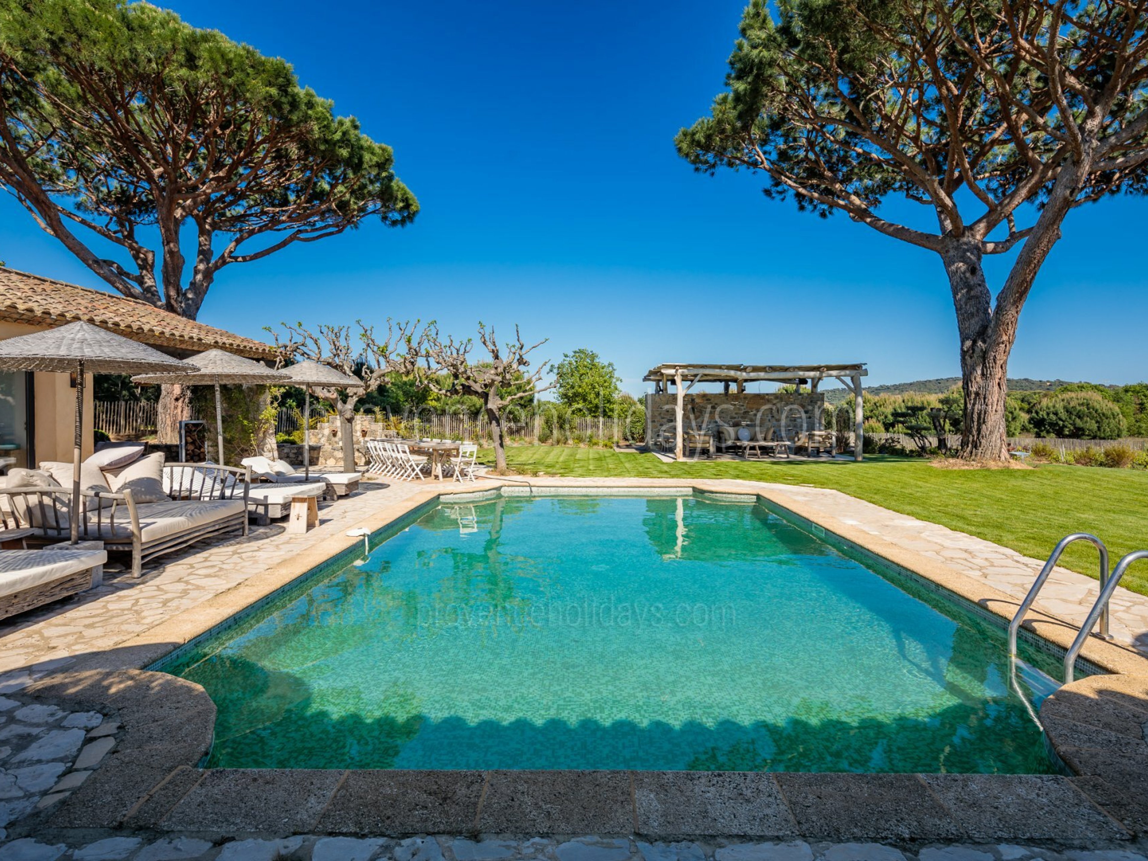 18 - Mas Spinelle: Villa: Exterior