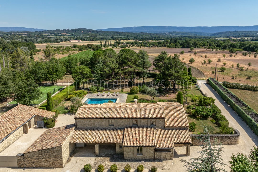 31 - Villa Sérénité du Luberon: Villa: Exterior