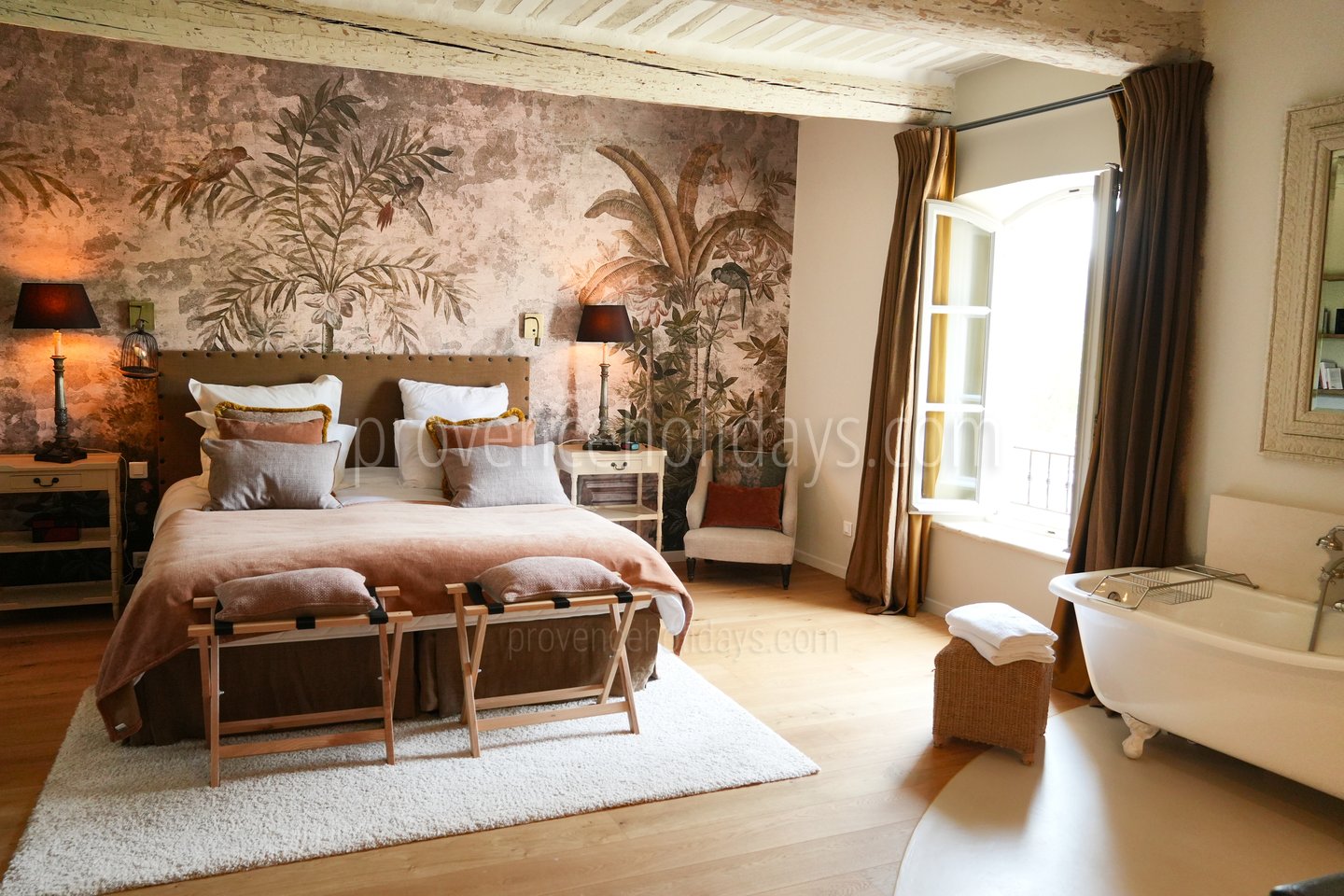 28 - Domaine du Grand Chêne: Villa: Bedroom