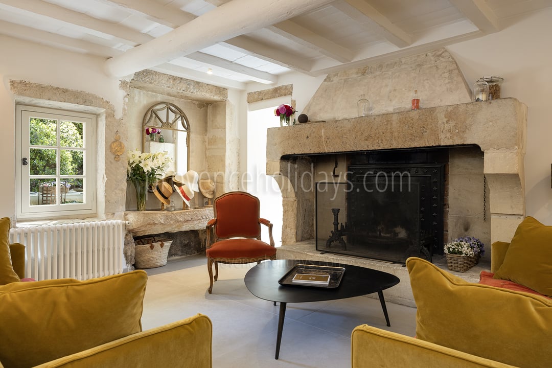 13 - Le Mazet Saint Paul: Villa: Interior