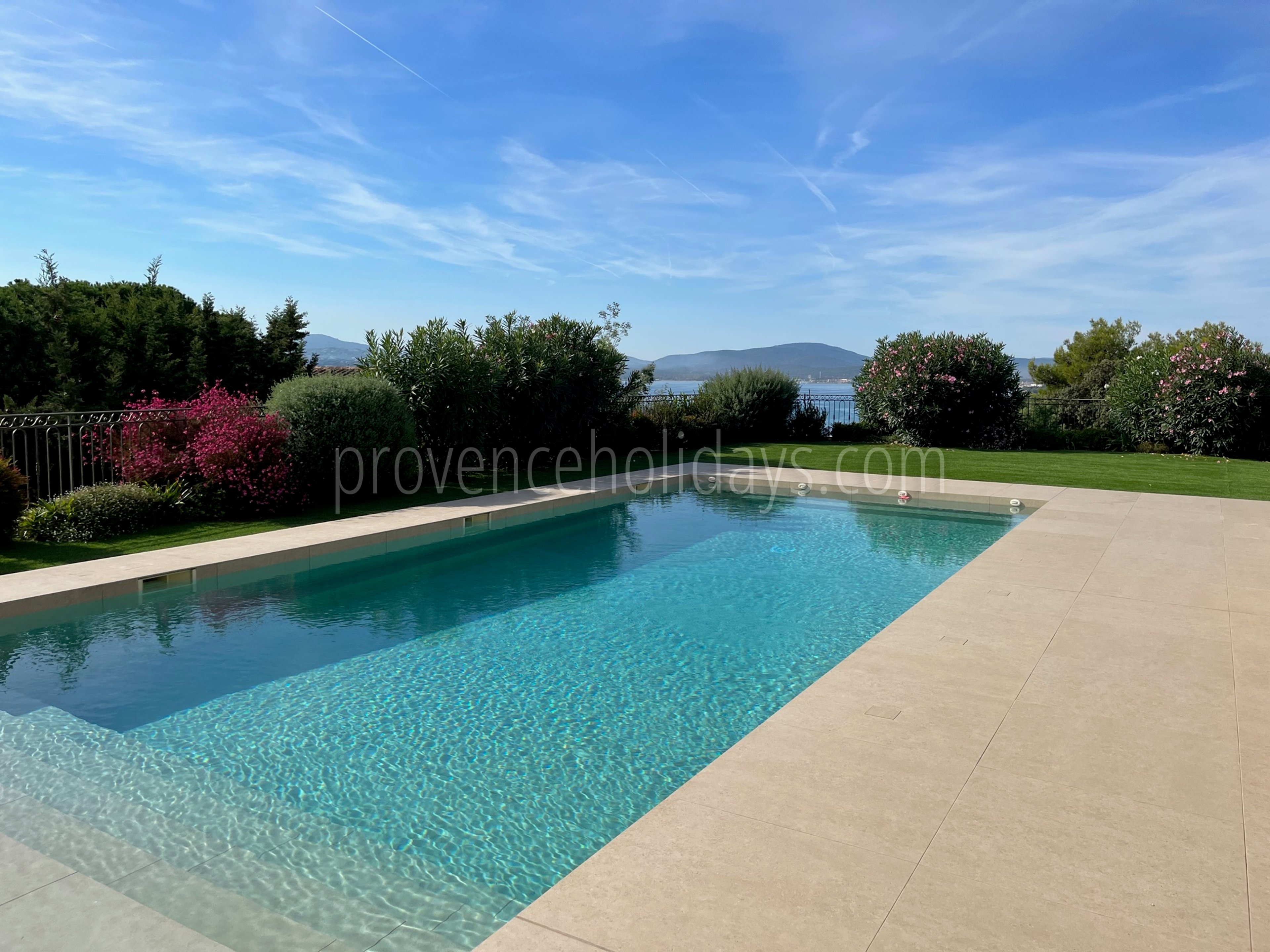 111 - Villa Luminara: Villa: Pool