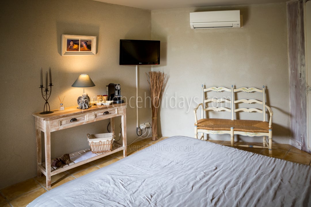 23 - Mas de Mazette: Villa: Bedroom