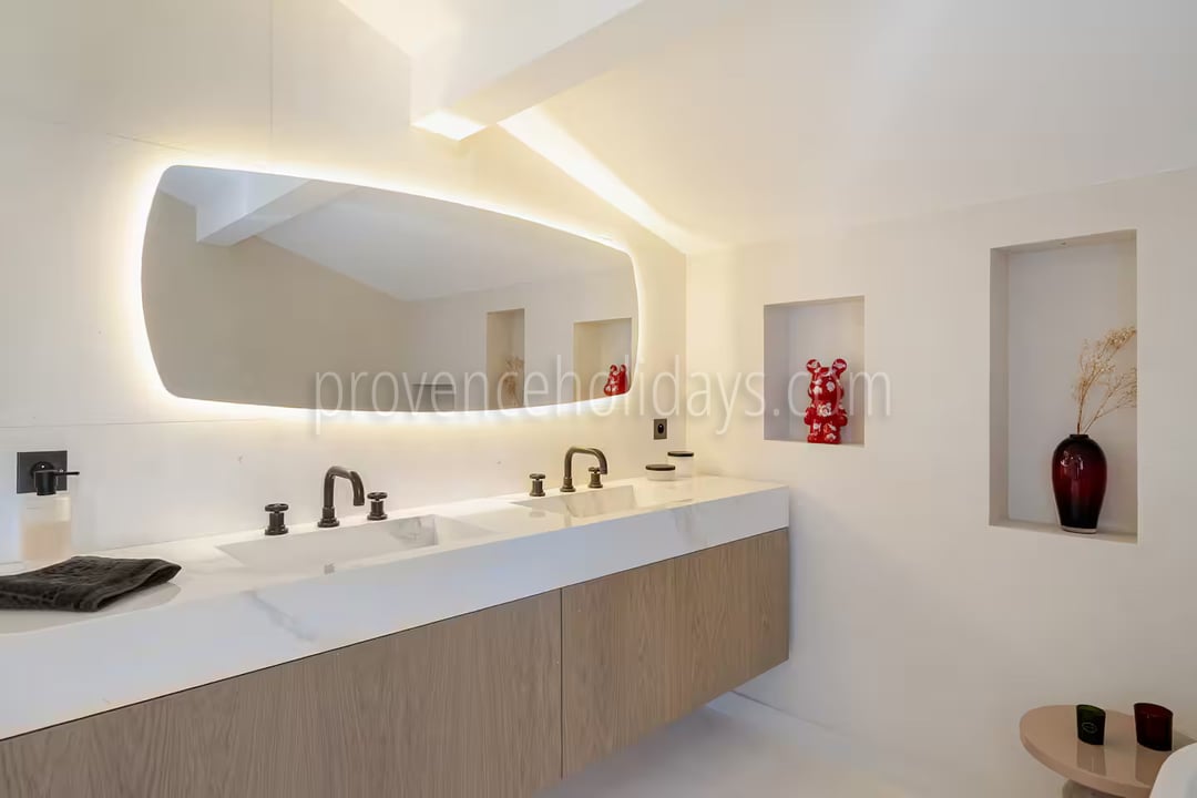 9 - Villa Elite: Villa: Bathroom